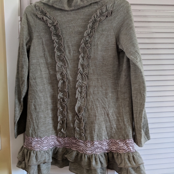 Sweater - Picture 3 of 3